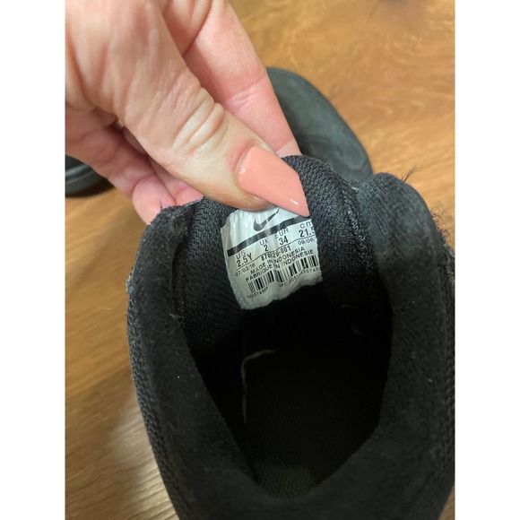 (2.5Y) Nike Court Borough Mid Casual Sneakers Triple Black Hightop Shoes - Picture 7 of 8